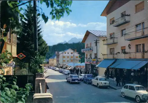 Tarvis Tarvisio Trbiž Markt Mercato Strassen Partie Auto Autos Geschäfte 1970