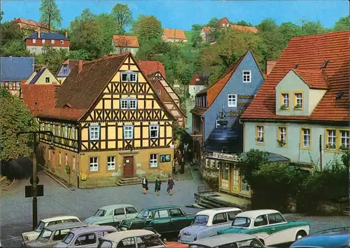Hohnstein (Sächs. Schweiz) Marktplatz Partie, Personen, DDR  Autos 1975