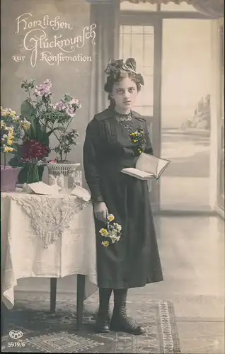 Glückwunsch Konfirmation Religion/Kirche - Mädchen mit Bibel 1910