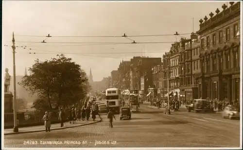 Edinburg Dùn Èideann Princess Street Traffic Scene, Verkehr Straße belebt 1965