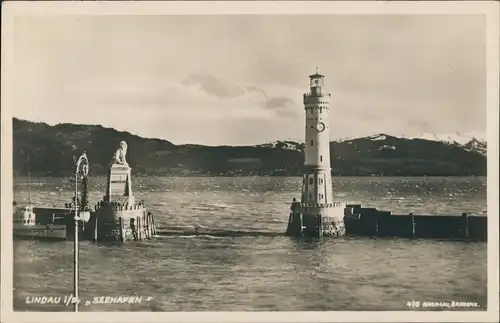 Lindau (Bodensee) Hafen mit Leuchturm, Lighthouse, Risch-Lau Echtfoto-AK 1928