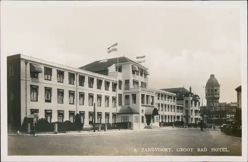 Postkaart Zaandam ZANDVOORT. GROOT BAD HOTEL. 1929