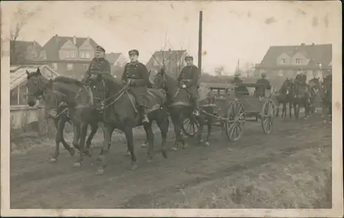 Militär/Propaganda 1.WK (Erster Weltkrieg) Soldaten Kolonne 1915 Privatfoto