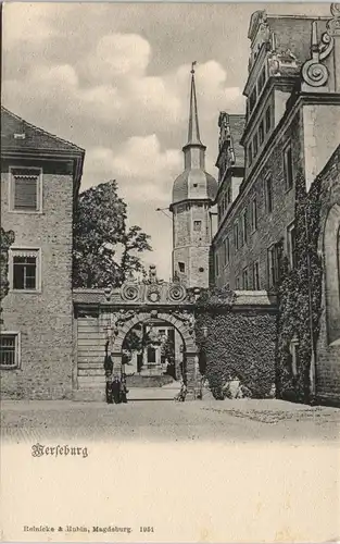 Merseburg Stadtteilansicht, Tor-Durchfahrt, Blick zur Kirche 1900
