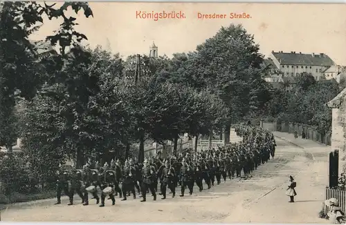 Königsbrück Kinspork Dresdner Strasse marschiernde Soldaten 1912