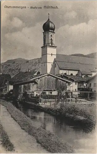 Ansichtskarte Oberammergau Studie am Mühlbach, Blick zur Kirche 1918