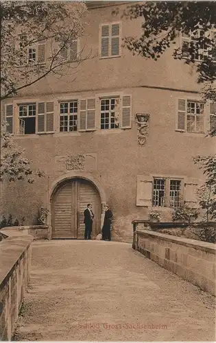 Ansichtskarte Sachsenheim Schloß - Eingang - Männer 1911