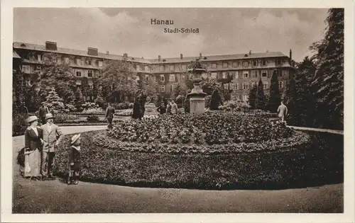 Ansichtskarte Hanau Stadtschloss, Anlagen - belebt 1928