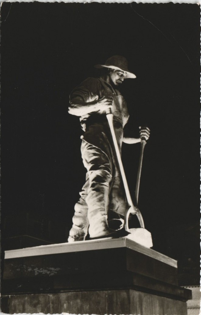 Siegen Siegerländer Hüttenmann Denkmal Standfigur a.d. Siegbrücke 1968 ...