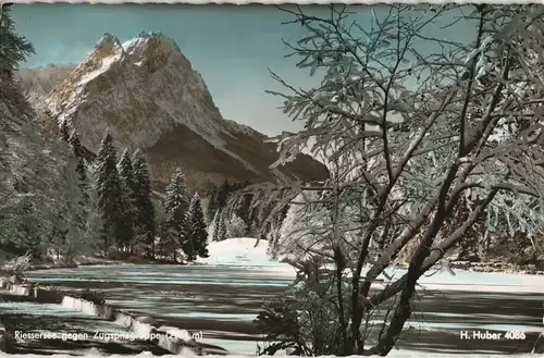 Garmisch-Partenkirchen Risser-See/Riessersee gegen Zugspitzgruppe 1960