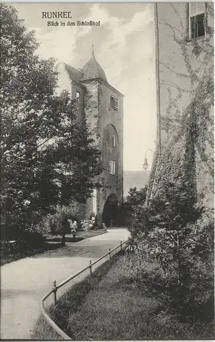 Ansichtskarte Runkel Blick in den Schloßhof 1909
