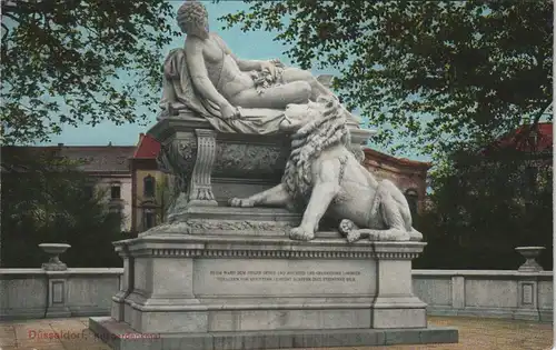 Ansichtskarte Düsseldorf Krieger-Denkmal (War-Monument) color Ansicht 1912   gelaufen mit Stempel DÜSSELDORF