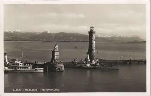 Lindau (Bodensee) Hafen Einfahrt mit Löwe und Leuchtturm (Lighthouse) 1939