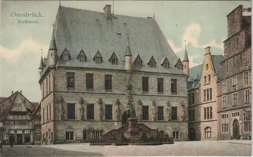 Osnabrück Rathaus   Rathausplatz mit Denkmal 1910/1908