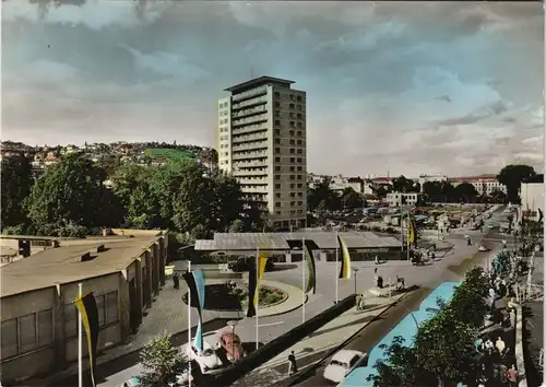 Stuttgart Straßen Partie am Max Kade-Haus, Autos ua. VW Käfer 1970