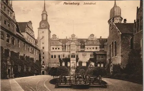 Ansichtskarte Merseburg Schloss - der Hof 1912