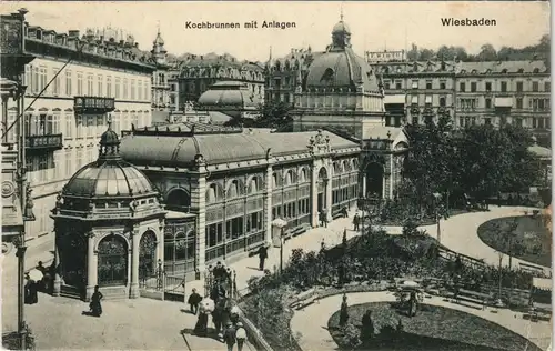 Ansichtskarte Wiesbaden Kochbrunnen mit Anlagen 1908