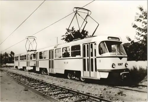Prag Praha Moderner Tatra-Großraum-Triebwagen 1087, Baujahr 1969, CKD Prag 1976