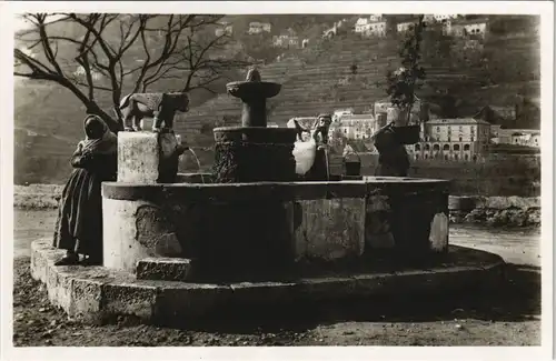 Cartoline Ravello Fontana moresca (XII sec.), alter Brunnen 1950