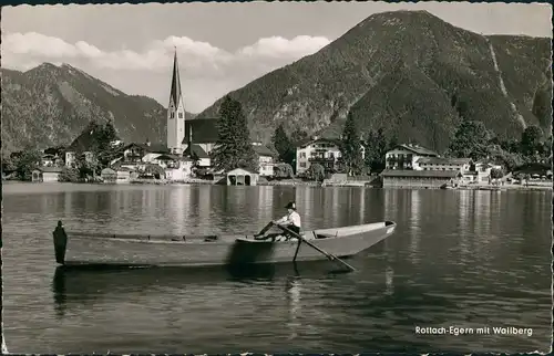Egern-Rottach-Egern Panorama-Ansicht mit Wallberg Mann im Ruderboot 1960