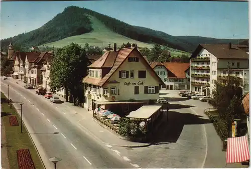 Ansichtskarte Baiersbronn Panorama-Ansicht Strasse am Café am Eck 1960