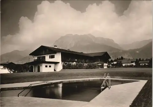 Oberstdorf (Allgäu) Post-Hotel Thurn u. Taxis, Außenansicht Pool 1955