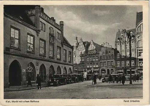 Ansichtskarte Kiel Autos vor dem Rathaus 1939