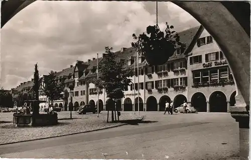 Ansichtskarte Freudenstadt Marktplatz, VW-Käfer 1962