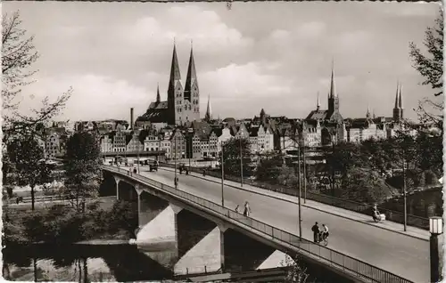 Ansichtskarte Lübeck Blick über die Marienbrücke auf die Stadt 1960