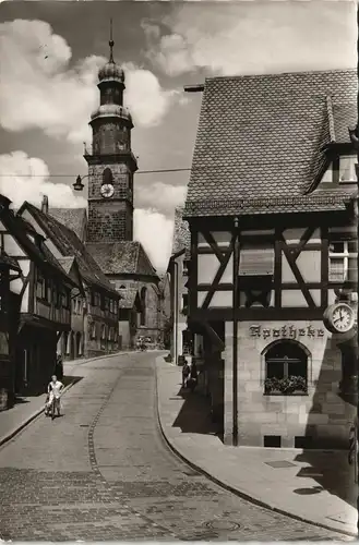 Lauf a.d.Pegnitz Johannisstraße, Apotheke, Frau mit Fahrrad 1960
