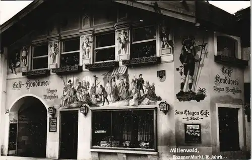 Mittenwald Bozener Markt mit Café-Konditorei, Haus-Bemalung 1955