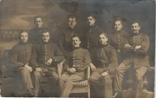 Foto  Soldaten Gruppenbild Soldatengruppe Foto-AK 1910 Privatfoto