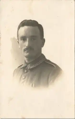 Militär Soldatenleben Soldat Porträt-Foto (datiert mit "Ulm") 1918 Privatfoto