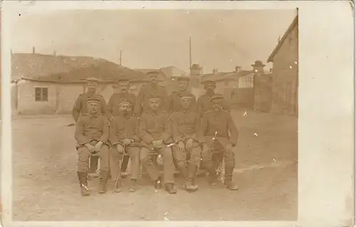Echtfoto Militär Soldatenleben Soldaten Gruppenfoto Soldiers WWI 1914 Privatfoto