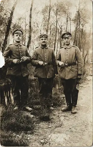 Echtfoto-AK Militär Soldatenleben Soldaten Soldiers World War I. 1915 Privatfoto