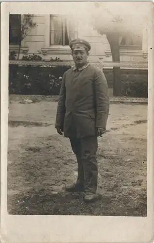 Foto-AK Militär im 1. WK Soldat in Uniform, Soldier Photo 1914 Privatfoto