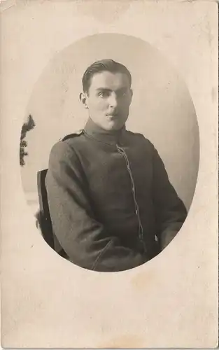 Foto-AK Militär im 1. WK Porträt eines Soldaten 1915 Privatfoto