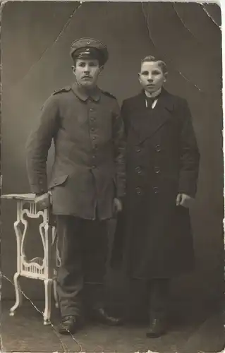 Militär Kriegsfoto 1. WK Soldat mit Frau (Atelier-Foto aus Duisburg) 1915