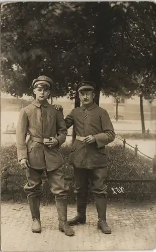 Foto  1. WK Kriegsfoto War Photo Soldaten 2 Soldiers 1914 Privatfoto