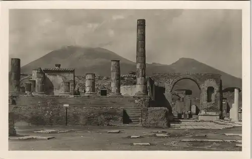 Pompei Scavi Tempio di Giove e Arco di Nerone visto verso il Vesuvio 1940