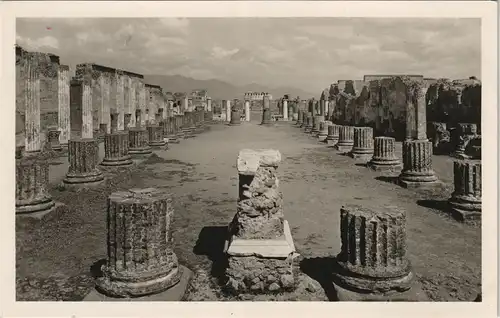 Cartoline Pompei POMPEI - Scavi La Basilica 1940