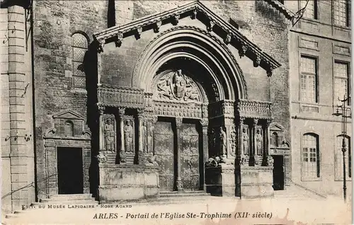 CPA Arles Portail de l'Eglise Ste-Trophime (XII: siècle) 1922