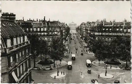 CPA 9. arrondissement-Paris AVENUE DE L'OPÉRA 1940