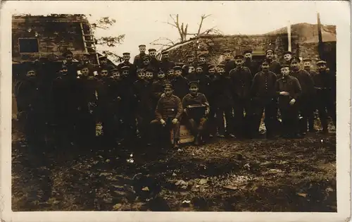 Ansichtskarte  Militär/Propaganda 1.WK (Erster Weltkrieg) Gruppenbild 1915