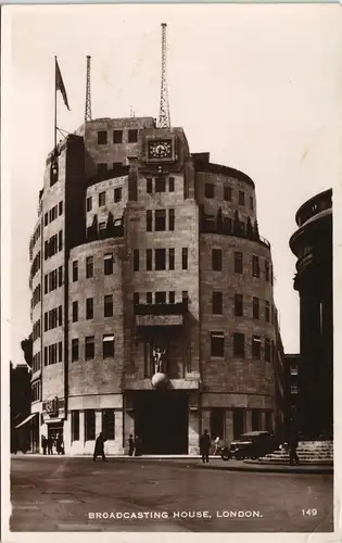 Postcard London BROADCASTING HOUSE, Street View 1930