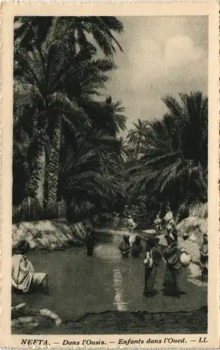 Tunesien NEFTA Dans l'Oasis Enfants dans l'Oued Wüsten-Oase 1930