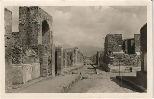 Cartoline Pompei Scavi. Casa della Fontana piccola 1940