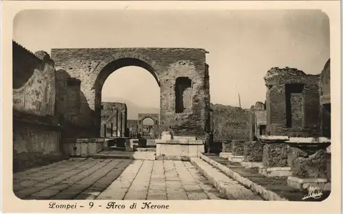 Cartoline Pompei Pompei Arco di Kerone 1940