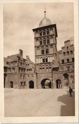 Ansichtskarte Lübeck Das Burgtor 1925