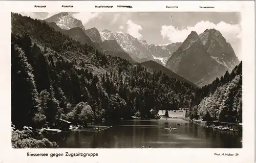 Ansichtskarte Garmisch-Partenkirchen Riessersee gegen Zugspitzgruppe 1955